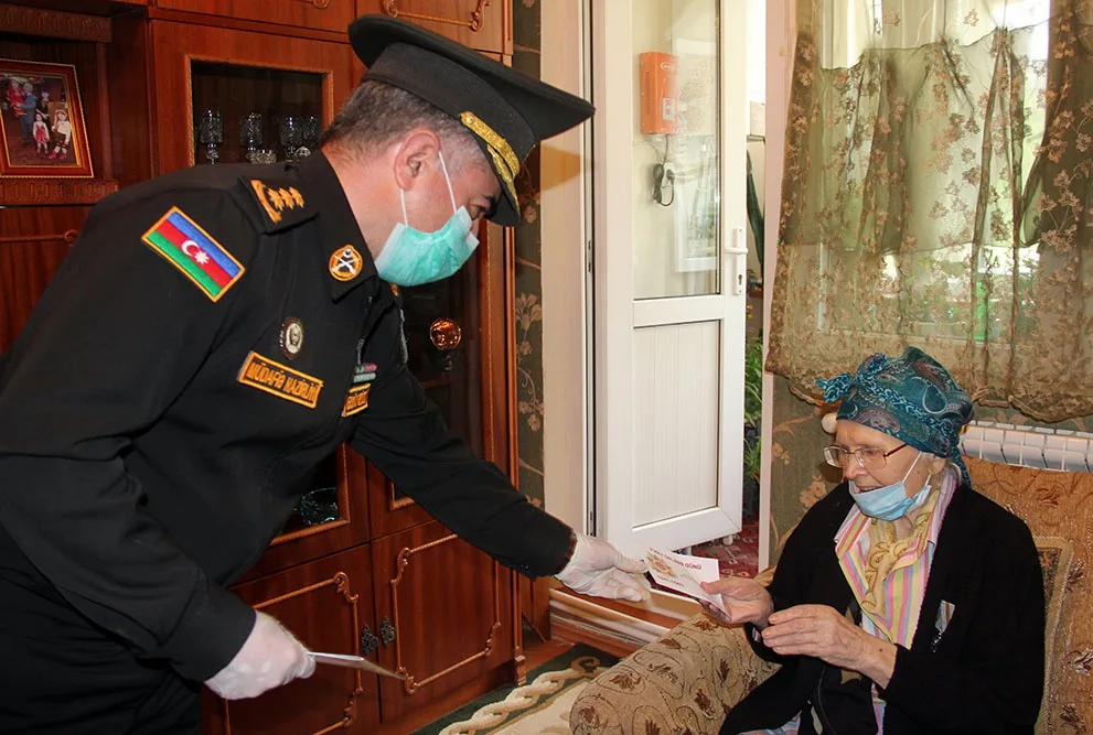 Hərbi qulluqçular müharibə veteranlarını - ZİYARƏT ETDİ - FOTO - VİDEO