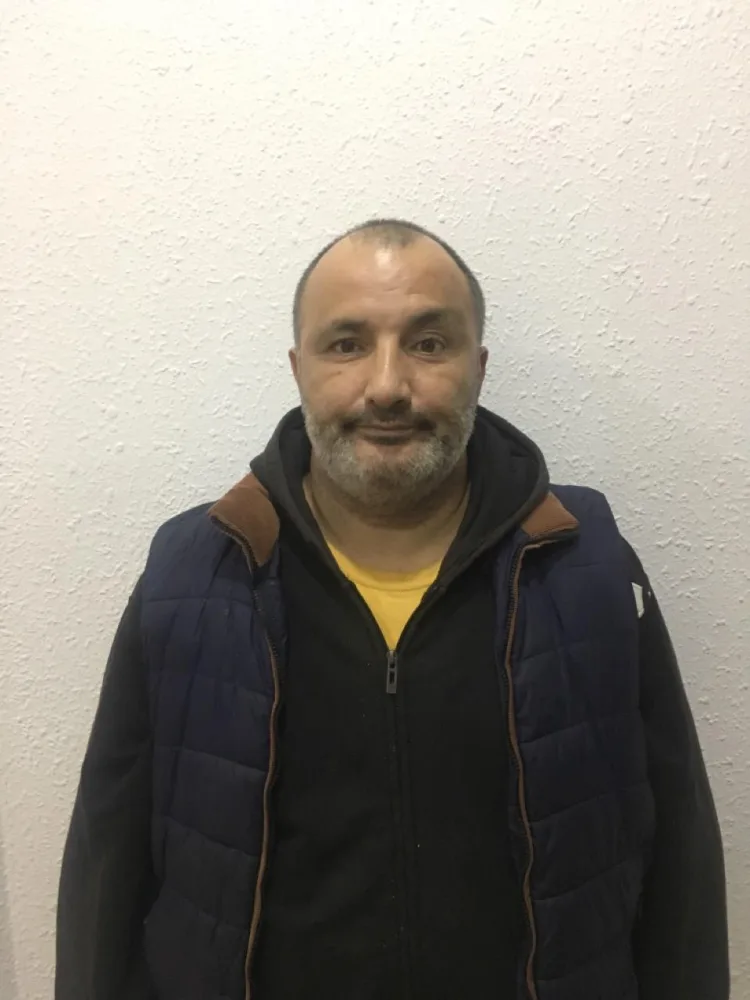 Bank kartlarından min manat oğurlayan şəxs - ƏLƏ KEÇDİ - FOTO