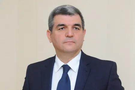 "Bütün dağıdılanların da arxasında, içində, Əbülfəs Qarayevin dəsti-xətti var" - Fazil Mustafa