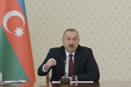 "Xalq ayağa qalxdı, onları süpürüb zibil yeşiyinə atdı"- - İLHAM ƏLİYEV