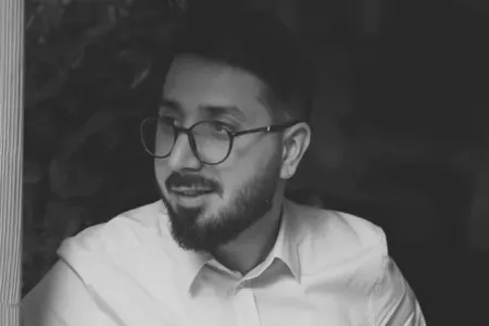 Ayılıb gördüm ki, - DÜNYADAN KÖÇMÜŞƏM...