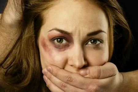 ŞOK HADİSƏ! Bakıda qadının ağzını - BAĞLAYIB...