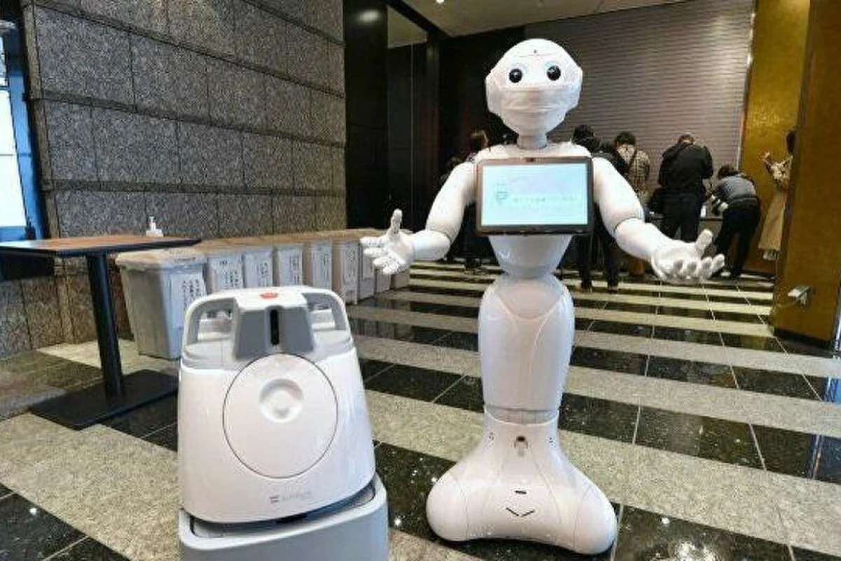 Koronavirus xəstələrinə robotlar - BAXACAQ - VİDEO