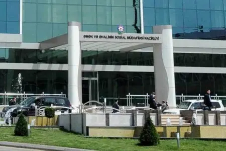 Bu il yaşa görə 11 200 nəfərə müavinət - TƏYİN OLUNDU
