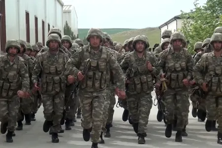Qoşunlar əməliyyat təyinatı rayonlarına - ÇIXARILIR - VİDEO