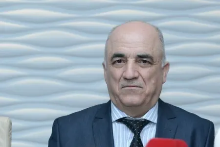 “Neyləyək, hər adamın başına bir polis qoyaq?”- - BAŞ İNFEKSİONİST