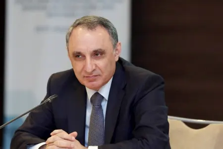 Baş prokuror özünə yeni köməkçilər - TƏYİN ETDİ