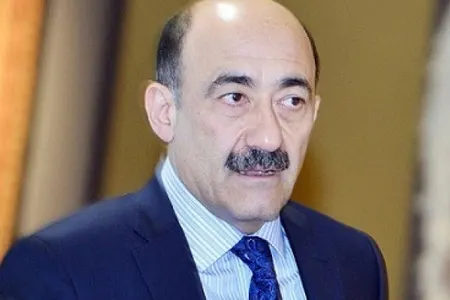 Əbülfəs Qarayevin xəstələndiyi xəbəri yayıldı - NAZİRLİKDƏN AÇIQLAMA