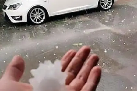 Meksikada yağan yağış insanları - ŞOKA SALDI - FOTO