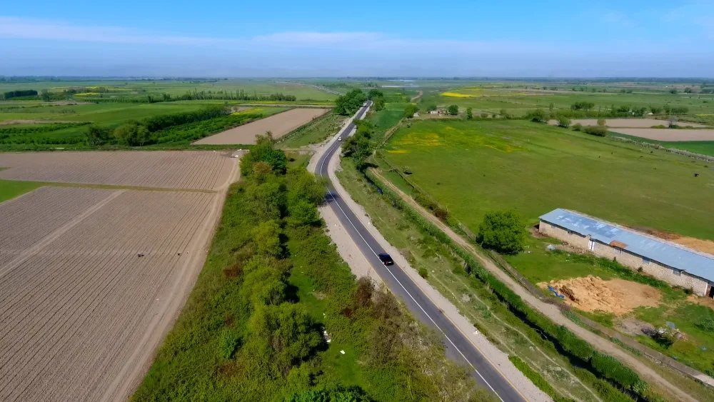 Xaçmazda 8 yaşayış məntəqəsinin yolu - YENİDƏN QURULDU