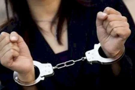 Bakıda evlərdən oğurluq edən 25 yaşlı qız - TUTULDU