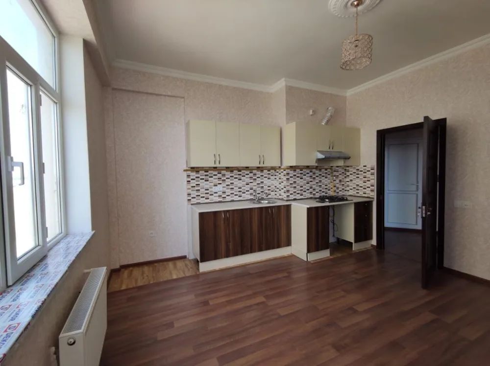 Şəhid ailələri və Qarabağ müharibəsi əlillərinə daha 100 mənzil verildi - FOTO