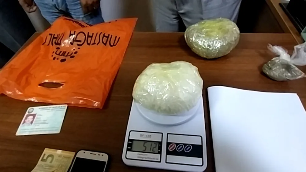 10 kq-dan çox narkotik vasitənin satışının - QARŞISI ALINDI