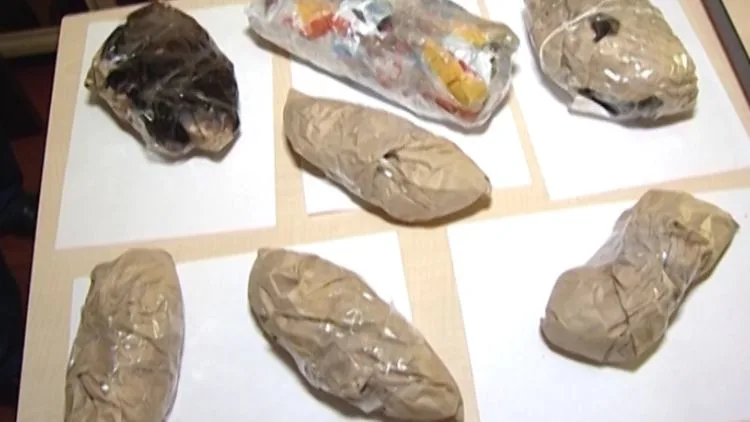 20 kq-dan artıq narkotikin dövriyyəyə buraxılmasının - QARŞISI ALINDI - FOTOLAR