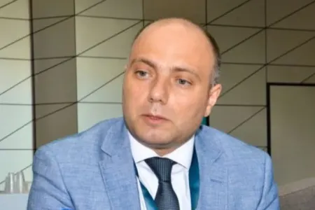 Anar Kərimov kollektivə təqdim edildi - Mədəniyyət naziri vəzəifəsini icra edir