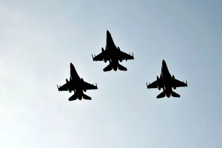 "TurAz Qartalı-2020” təlimlərində iştirak edəcək F-16 təyyarələri - Azərbaycana gəldi - FOTOLAR - VİDEO