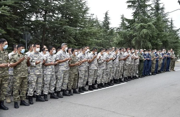 Birgə təlimlərdə iştirak edən hərbi qulluqçular üçün - Qurban bayramı tədbiri təşkil olunub