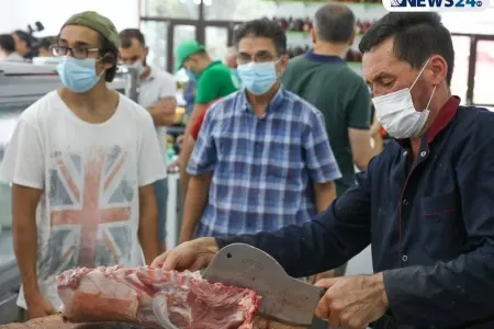 Üç gün əvvəl onlayn sifariş olunan qurbanlıq qoyunlar, maskalı qəssablar - VİDEOREPORTAJ