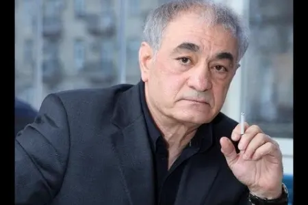 "Futbolçu olmaq arzusunda idim" - Fəxrəddin Manafov - VİDEO