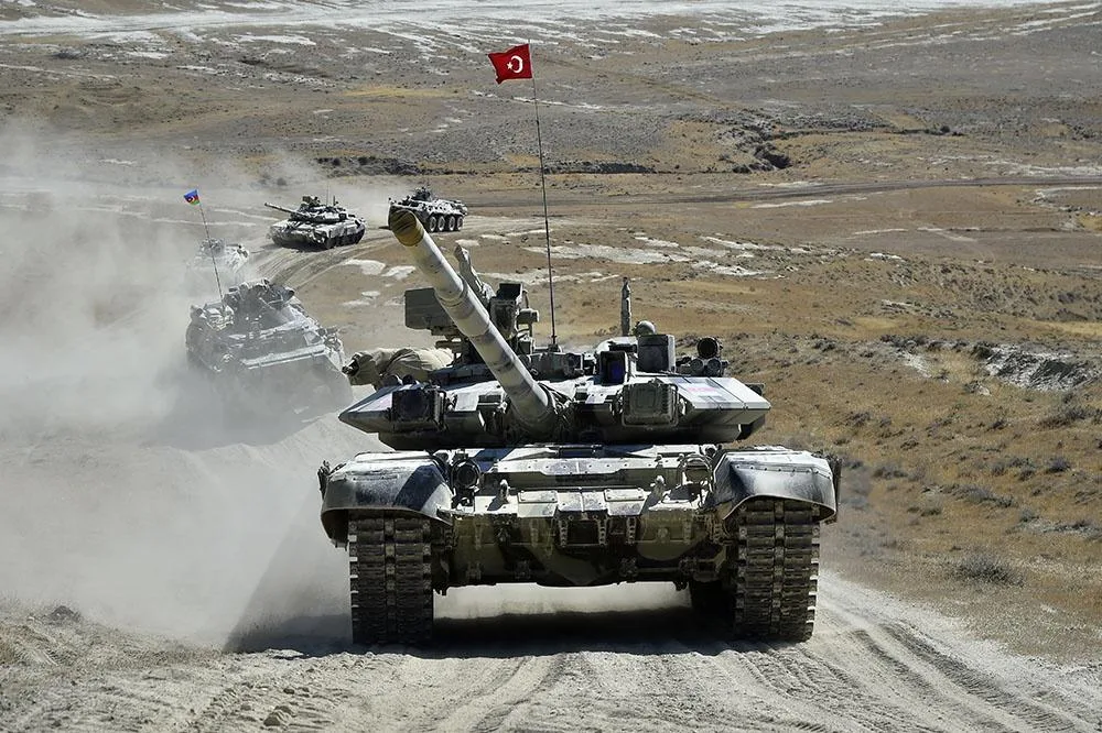 Azərbaycan-Türkiyə birgə genişmiqyaslı taktiki təlimlər davam edir - VİDEO - FOTO