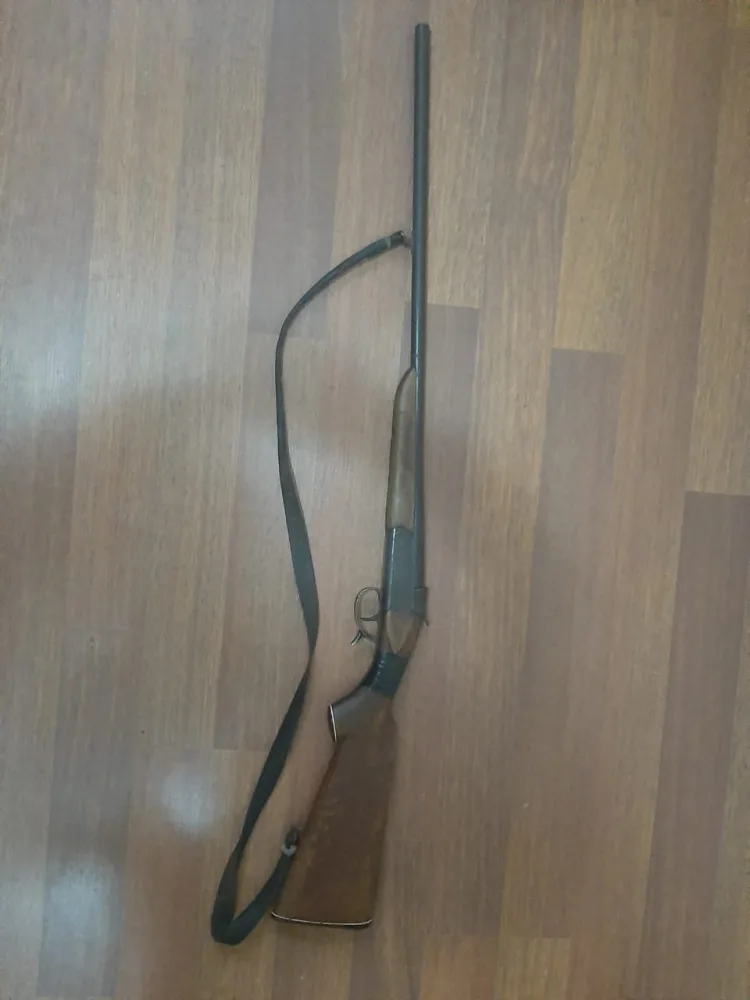 Azərbaycanda fermada qanunsuz tüfəng aşkarlandı - SAXLANILAN VAR