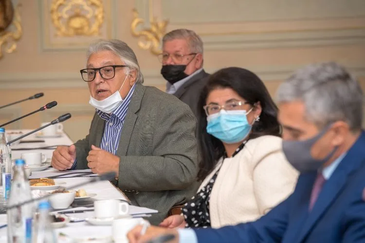 Anar Ələkbərov bir qrup tanınmış mədəniyyət və incəsənət xadimi ilə - GÖRÜŞÜB - FOTOLAR