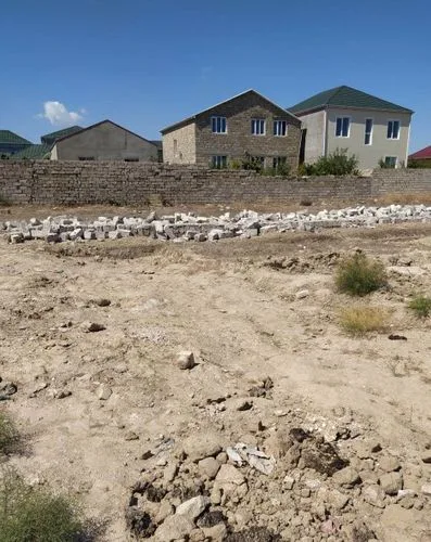 Suraxanıda tarixi abidənin ərazisinin zəbt olunmasının - qarşısı alındı - FOTOLAR