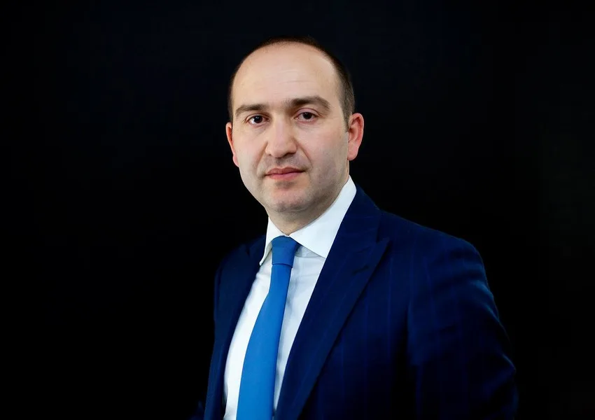 Daha bir aparıcı "Xəzər"dən - GETDİ - FOTO