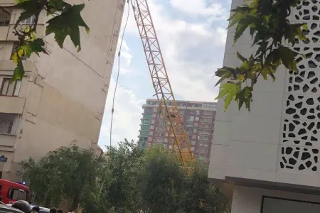 Bakıda kran AŞDI - FOTO - VİDEO