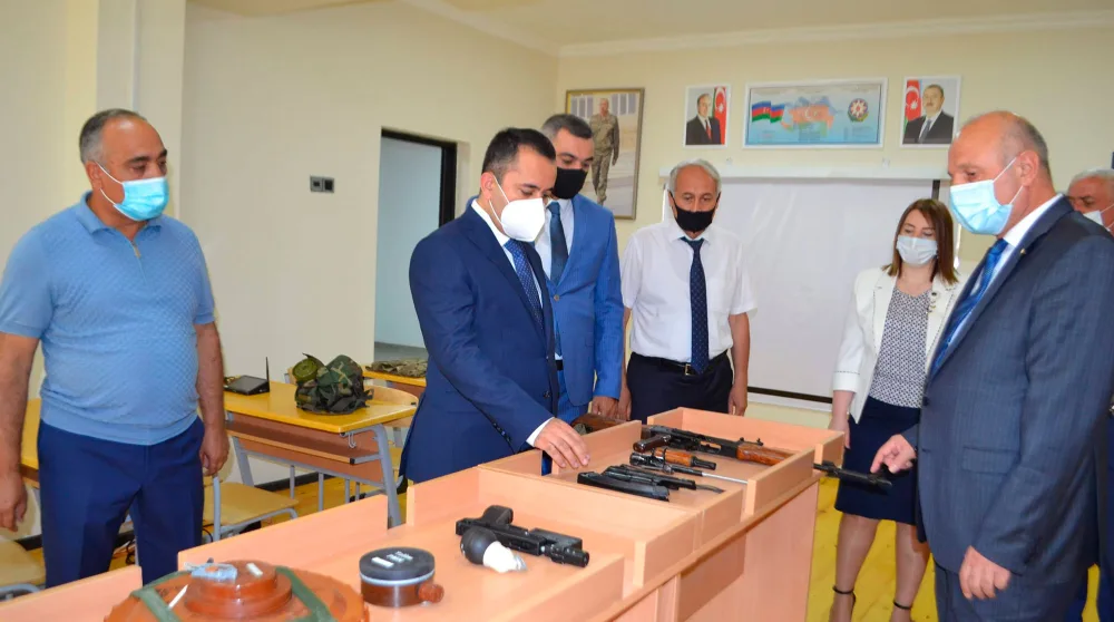 Mingəçevirdə yeni məktəb - İSTİFADƏYƏ VERİLİB - FOTO