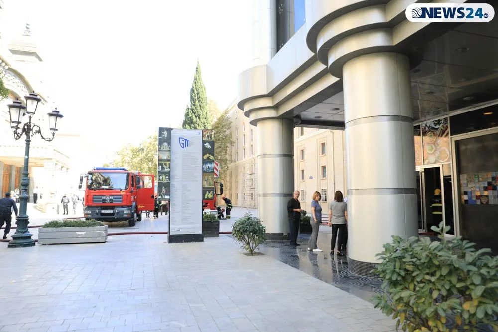 Bakıda tanınmış restoranda - YANĞIN - FOTOLAR - VİDEO - YENİLƏNDİ