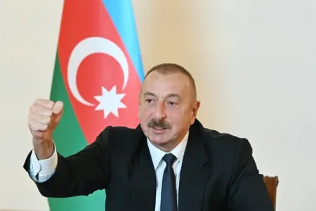 İlham Əliyev: "Gəncə hadisəsinin cavabını döyüş meydanında verdik" - MÜSAHİBƏ/VİDEO