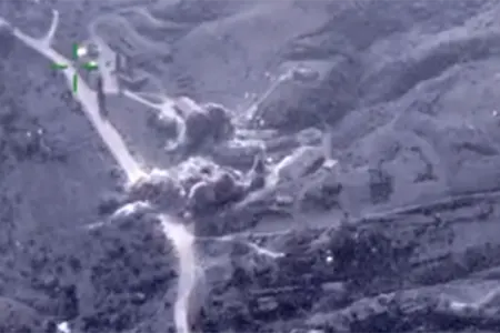 Düşmənin döyüş sursatı anbarları məhv edildi - Video