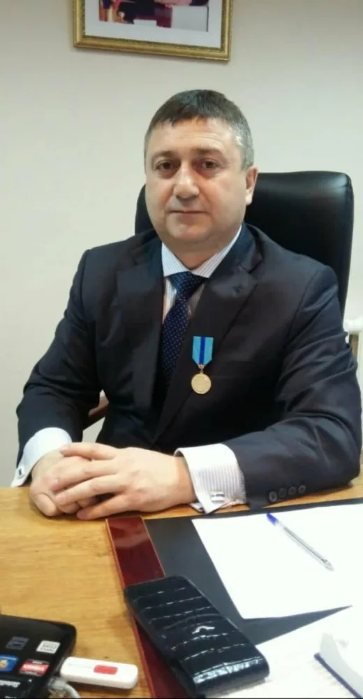 Əslən gürcüstanlı olan Qazaxıstan vətəndaşı ordumuza - 20.000 DOLLAR İANƏ EDİB - FOTO