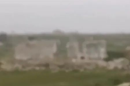 Füzulidəki istehkam xətlərinin və dağıdılmış binaların - Videosu