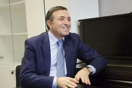 "Ağdamdakı Cümə Məscidinə gedib AZAN OXUYACAM" - MƏNSUM İBRAHİMOV