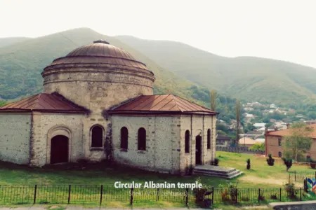 "Xristian irsimizi tanıyaq": Dairəvi Alban Məbədi - VİDEO
