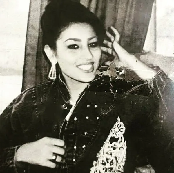 "Kim nə qədər gülmək istəyirsə gülsün..." - AYBƏNİZ HAŞIMOVA - FOTO