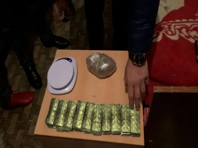 Polis 13 kq narkotik vasitəni dövriyyədən çıxarıb - VİDEO