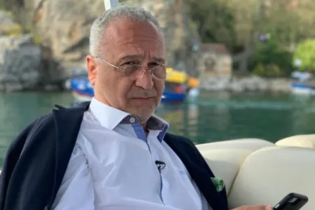 Azər Qəribə ağır itki - FOTO