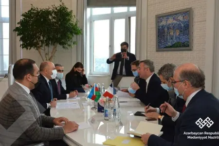 Anar Kərimov Fransanın dövlət katibi ilə görüşüb