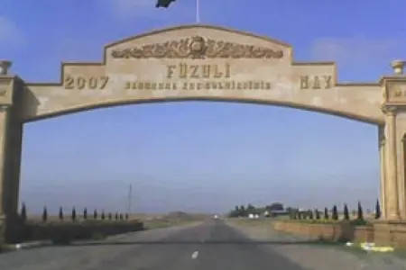Füzuliyə qanunsuz keçən 7 nəfər də saxlanıldı - Video