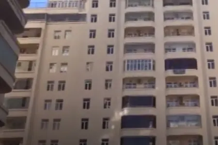 Bu binanın avtodayanacağının fəaliyyəti dayandırıldı - Video