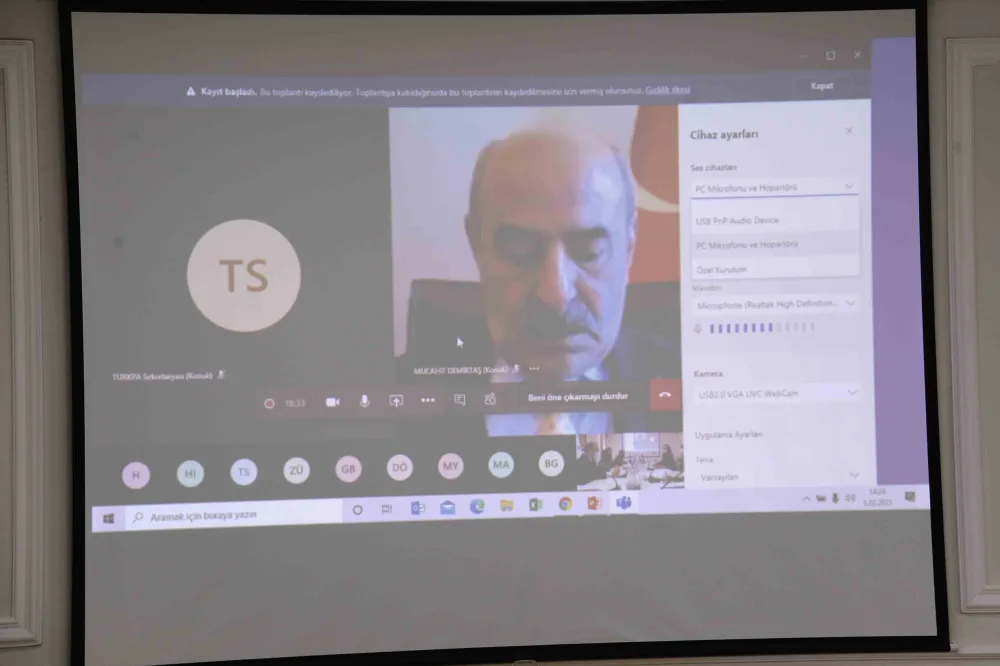 “Qarabağın Keçmişi, Bu günü və Gələcəyi” mövzusunda konfransı keçirildi - FOTOLAR