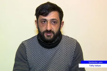 Piyadanı maşını ilə vurub öldürdü - VİDEO