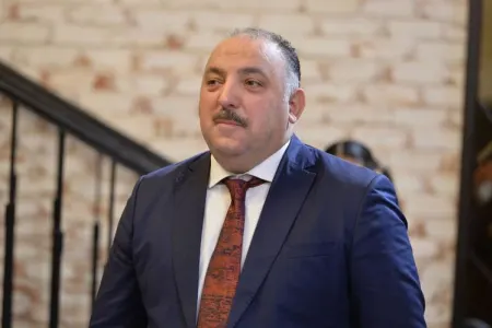 Bəhram Bağırzadə hər kəsi peyvənd olunmağa - ÇAĞIRDI