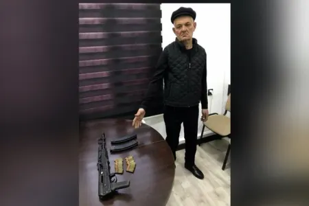 Bakıda keçmiş məhkumdan avtomat götürüldü - VİDEO