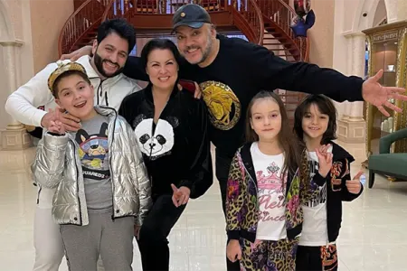 Kirkorov onlara Azərbaycan süfrəsi - AÇDI - FOTO
