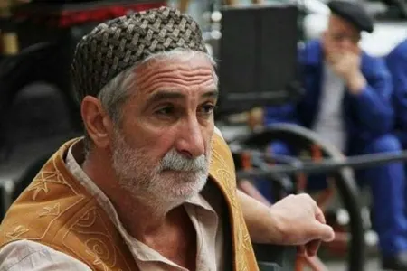 Heydər Əliyev Fondu Əməkdar artist Pərviz Bağırovun müalicəsini - nəzarətə götürdü