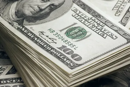 Martın 15-nə olan USD/AZN rəsmi məzənnəsi